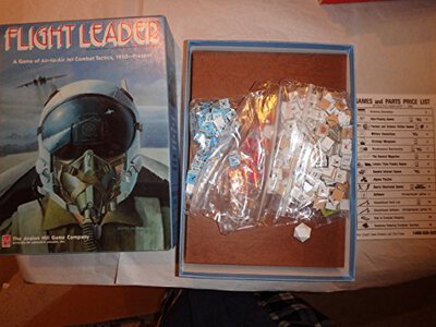 Alle Details zum Brettspiel Flight Leader: A Game of Air-to-Air Jet Combat Tactics, 1950-Present und ähnlichen Spielen