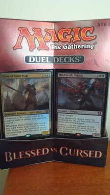 Alle Details zum Brettspiel Magic: The Gathering – Duel Decks: Blessed vs. Cursed und ähnlichen Spielen